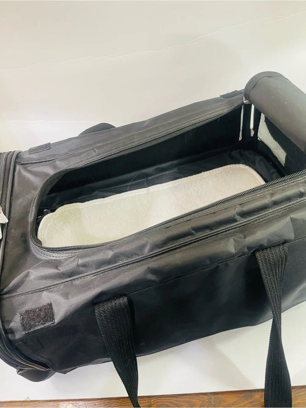 Sherpa Original Deluxe Airline-Approved Dog & Cat Carrier Bag,